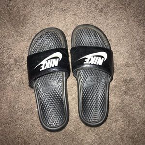 Nike slides